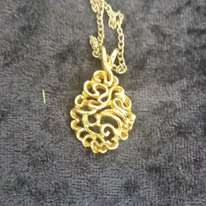 Elegant Gold Vermeil Pendant Necklace